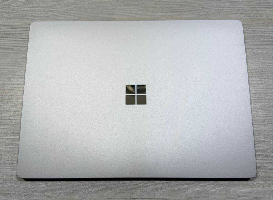 Microsoft Surface Laptop 4 13.3 2K Alcantara Сенсор i7 11th 16GB/512GB