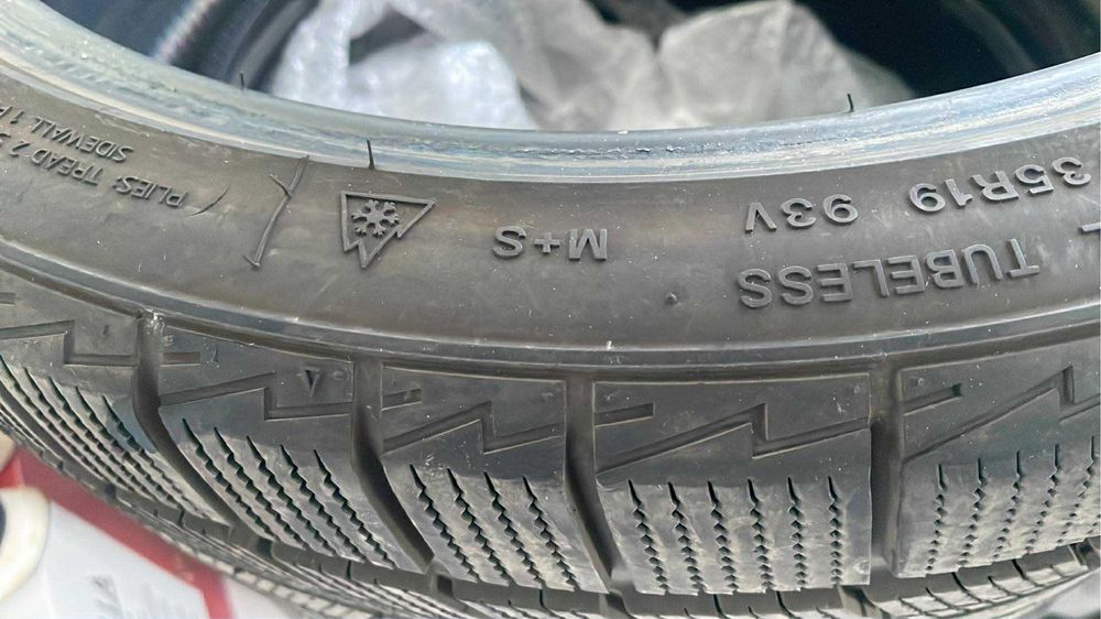 Зимни гуми 245/35 R19