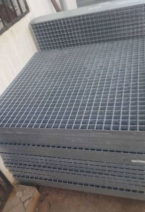 Vand gretare zincate metalice la orce lungime si Latime pentru mai mul