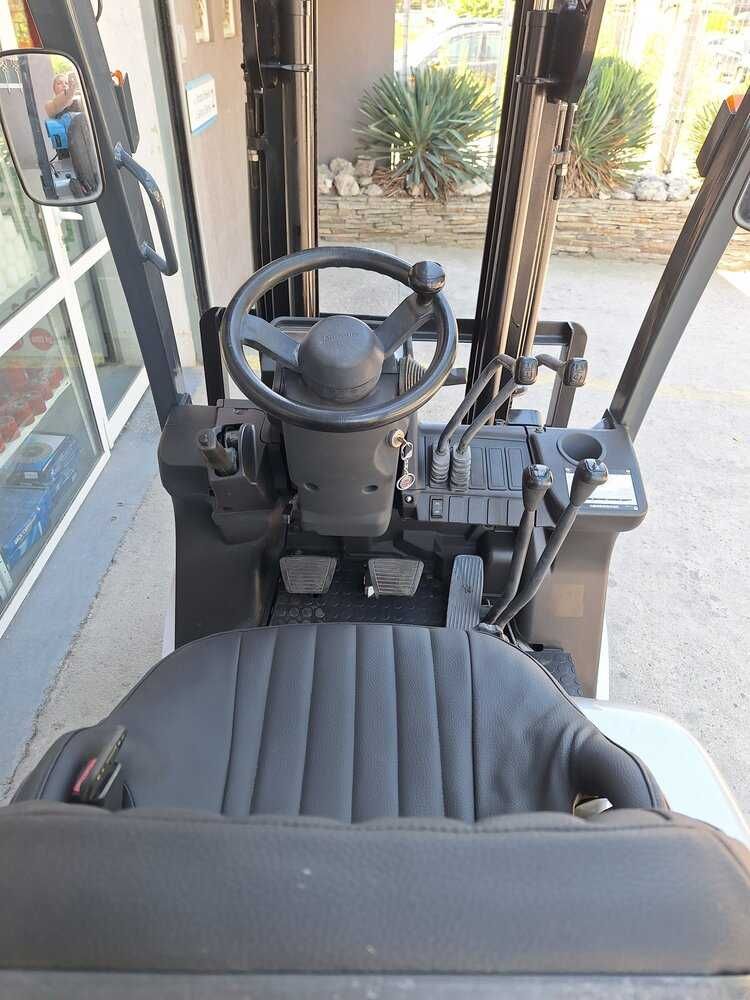 Газокар Митсубиши, 1500кг