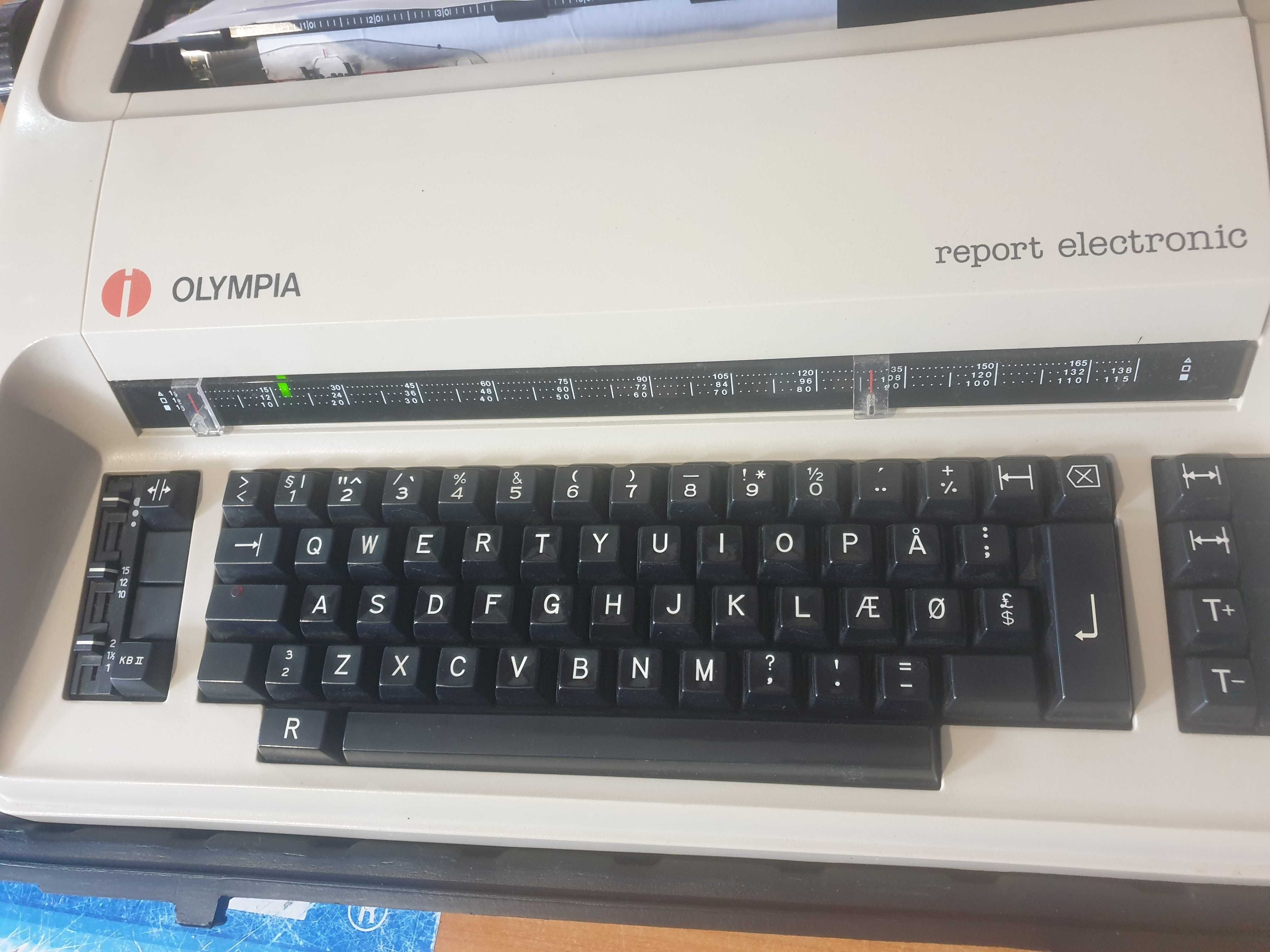 Masina electronica de scris Olympia Werke AG  Report  electronic
