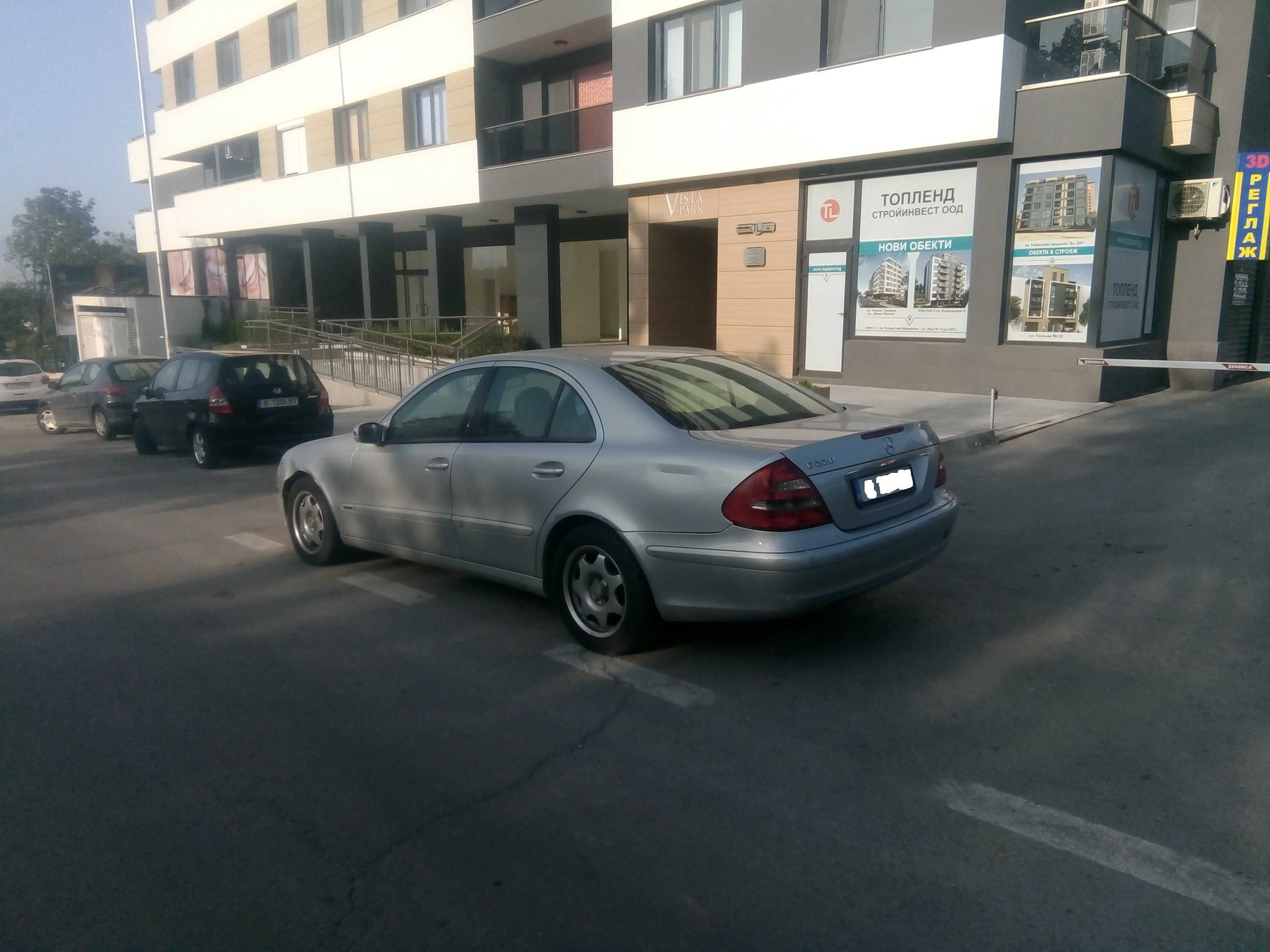 Mercedes E 220 W211