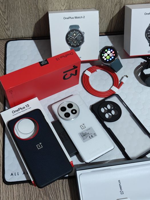 OnePlus 13 5G (Arctic Dawn) 512GB/16+12GB RAM Extra Box Garanție 2027