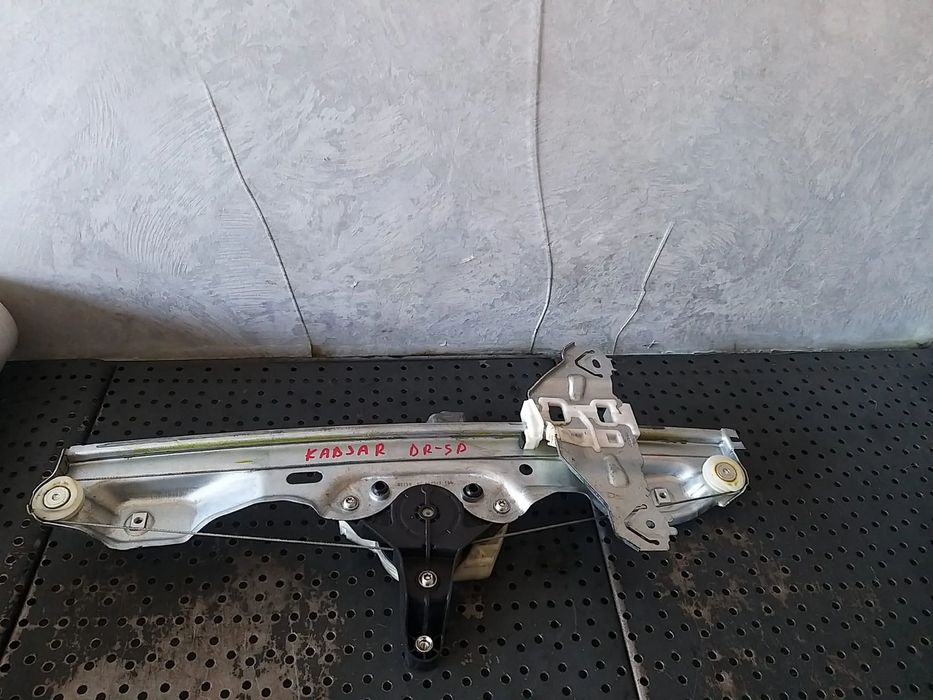 Macara motoras dreapta spate renault kadjar ha hl 827203827r e11272400 c86068102 827203827r