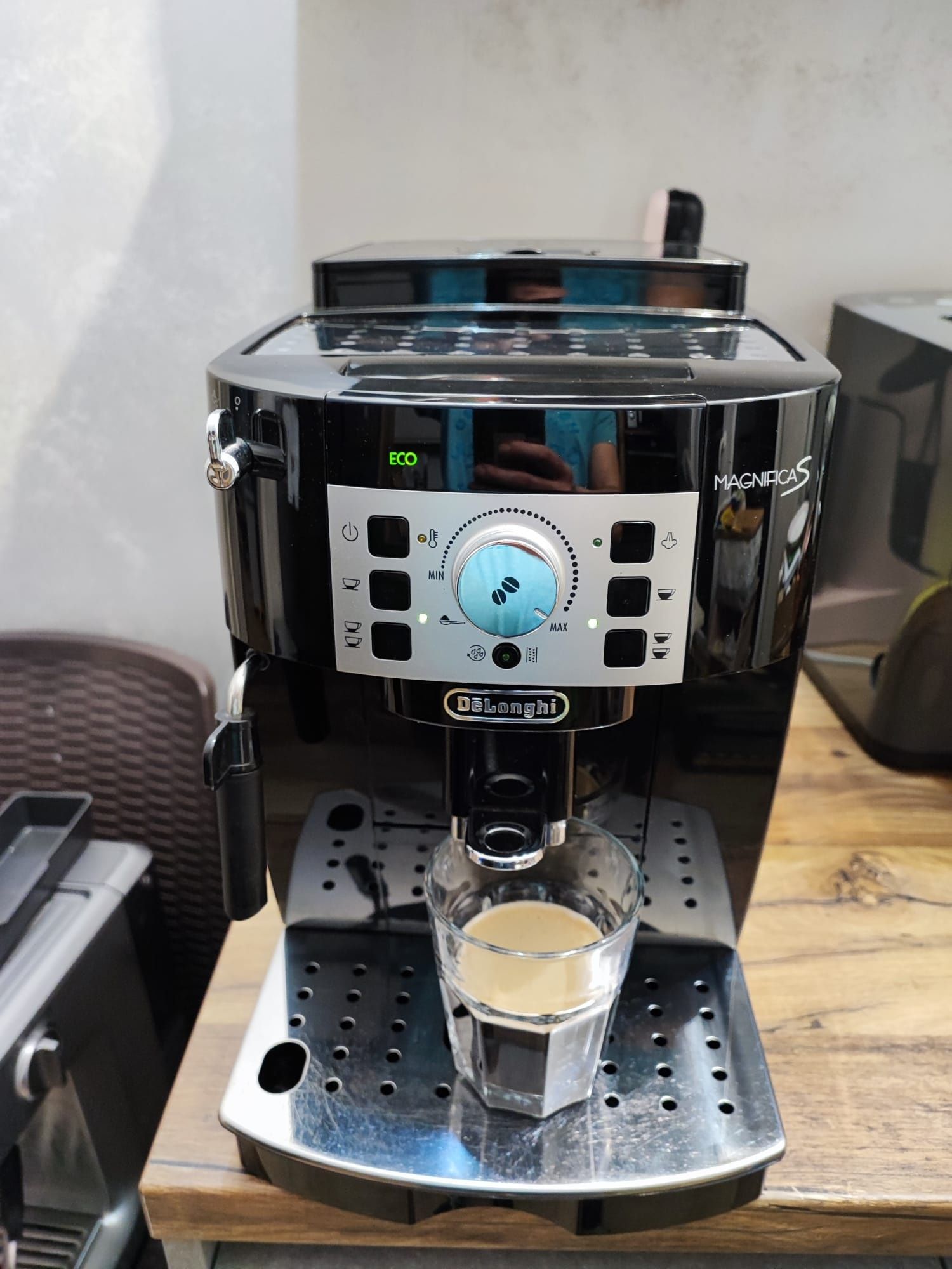 Espressor automat De'Longhi Magnifica S ECAM 22.110B, 1450W, 15 bar, 1