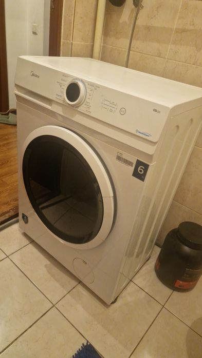 Продам стиральную машину 6кг