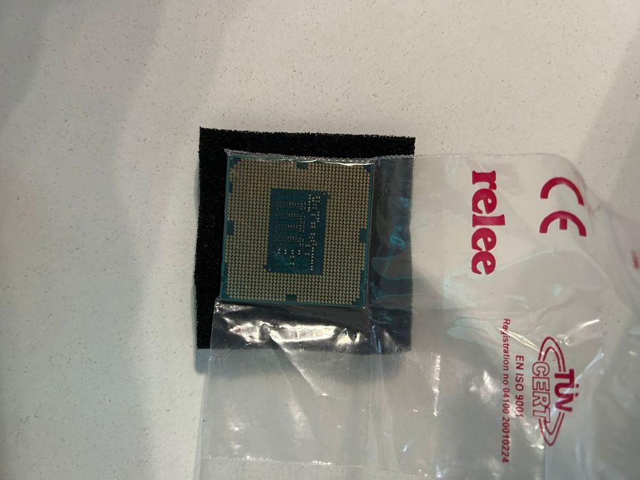 Procesor nou Intel Core i5-4590, 3.3GHz, LGA1150