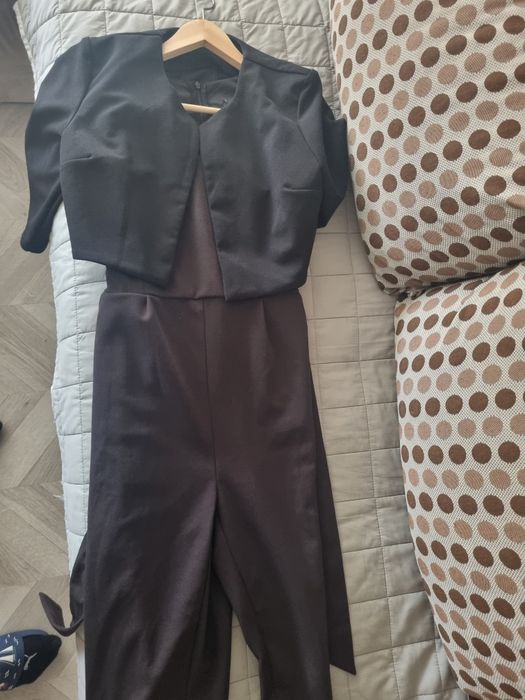 Елегантен гащеризон и сако