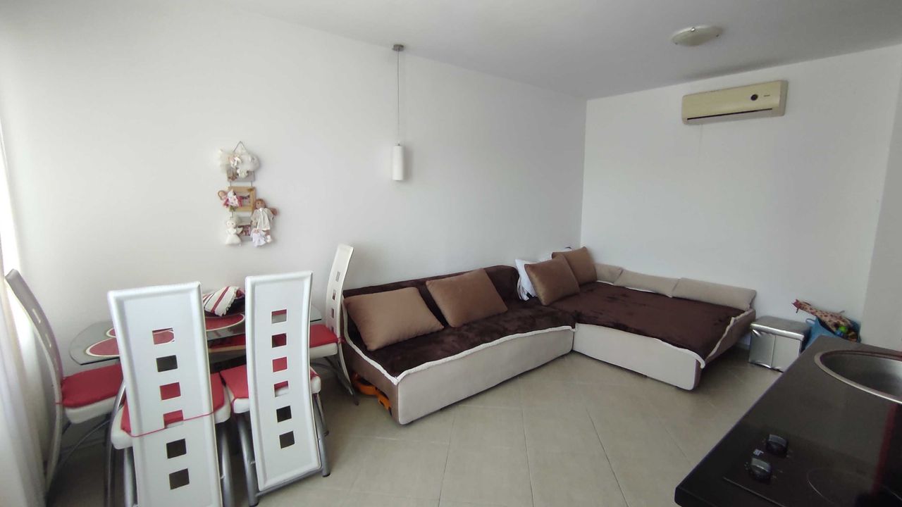 Продава се Едностаен апартамент в Созопол - 37 кв.м за 1319 €/кв.м - Снимка #1
