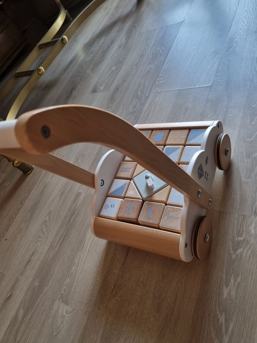 Antemergator lemn Adinish ca nou