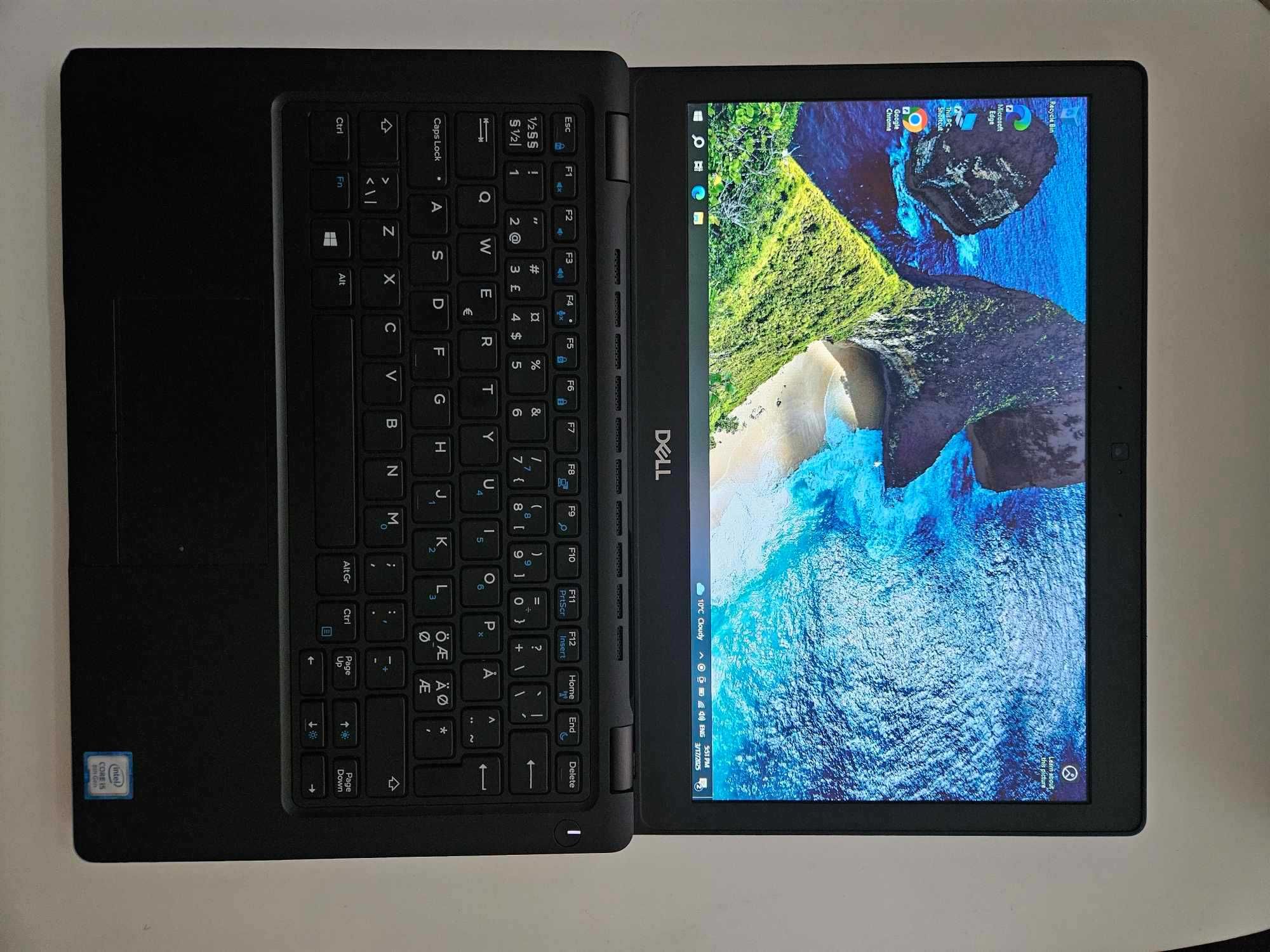 +Гаранция! Лаптоп Dell 5290 Intel Core i5-8250U / 8GB RAM / 256GB SSD