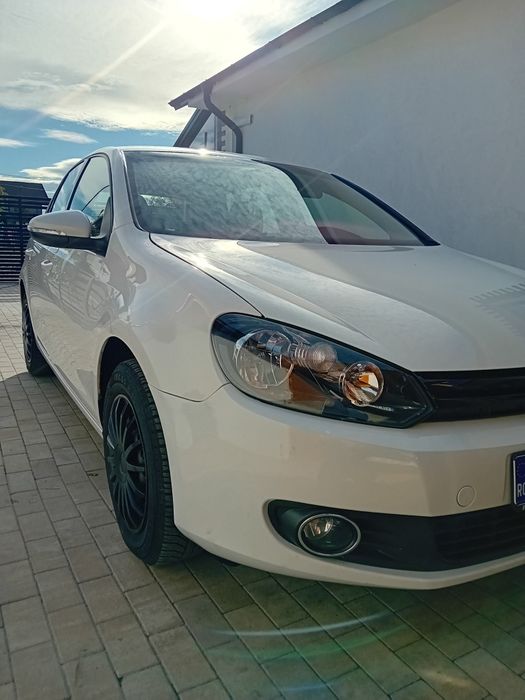 Proprietar vând Golf 6 1.6 MPI euro 5