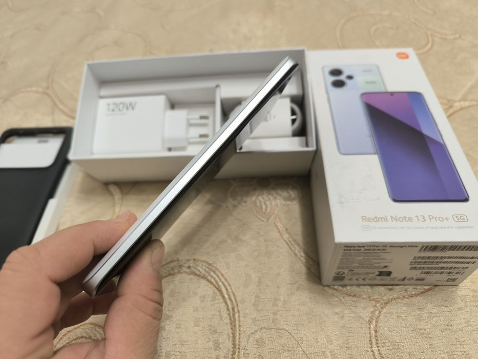 V/S Xiaomi redmi note 13 pro plus NOU cu factură și garanție eMag