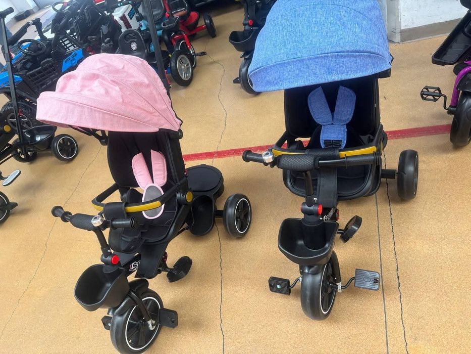 Tricicleta pentru copii 
Negru roz gri sau albastru 
Au poziție de som