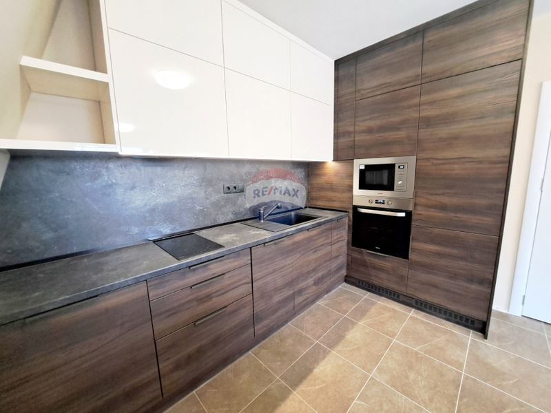 Дава се под наем Двустаен апартамент в Варна, Левски - 60 кв.м за 408 € - Снимка #4