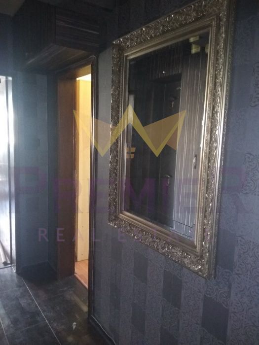 Дава се под наем Тристаен апартамент в Варна, Левски - 120 кв.м за 765 € - Снимка #2