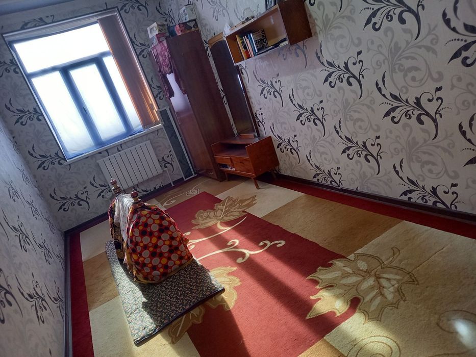 Arzon narxda 5 qavatlik g'ishtlik domning 2-qavatdan 3 xonalik kvartir