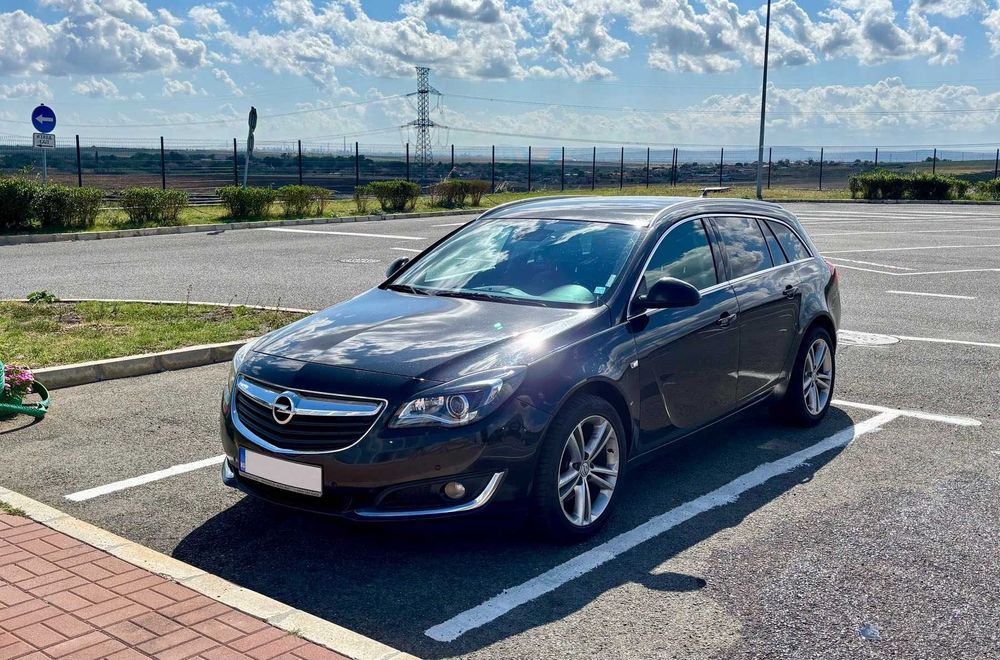 Opel Insignia Sports Tourer – 2.0 CDTI, 140 к.с., 2015 г.