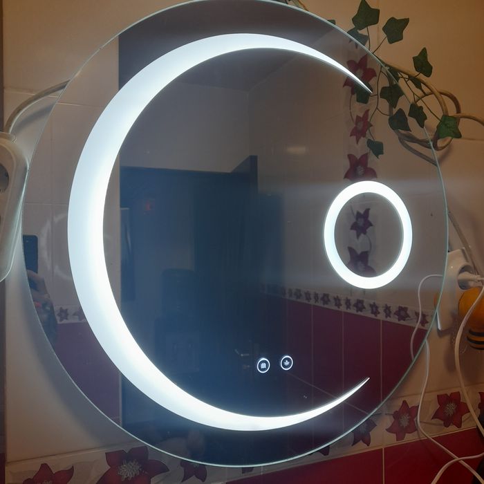 Oglinda pe touch , include și dezaburire plus led