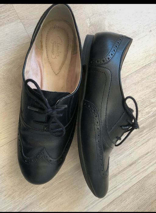 Pantofi Clarks piele 38