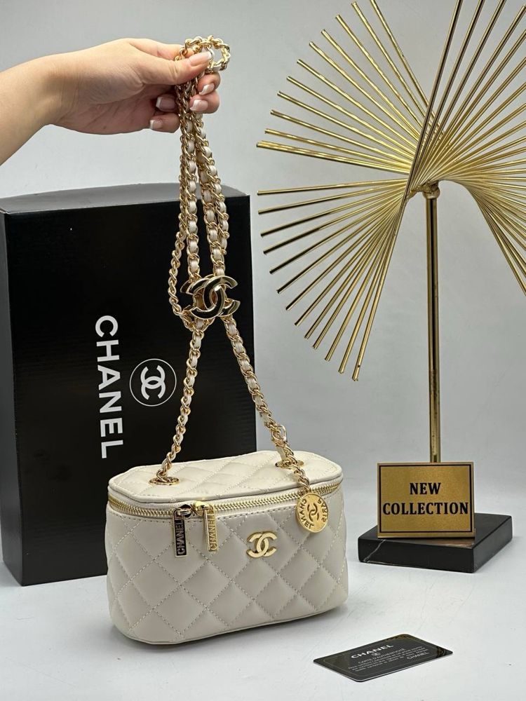Geanta Chanel Noua !!! Dimensiuni 19/11 !!!