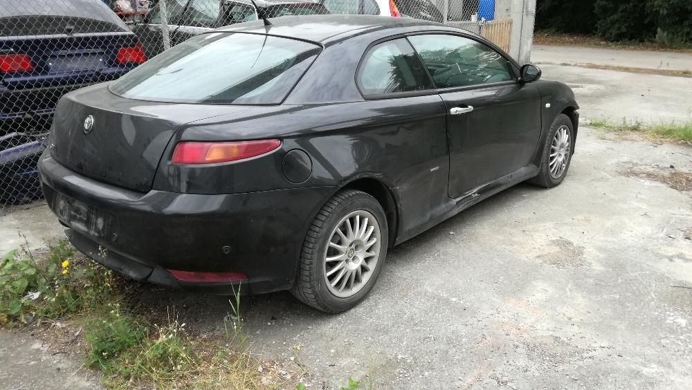 Alfa romeo Gt / Алфа Ромео ГТ - на части