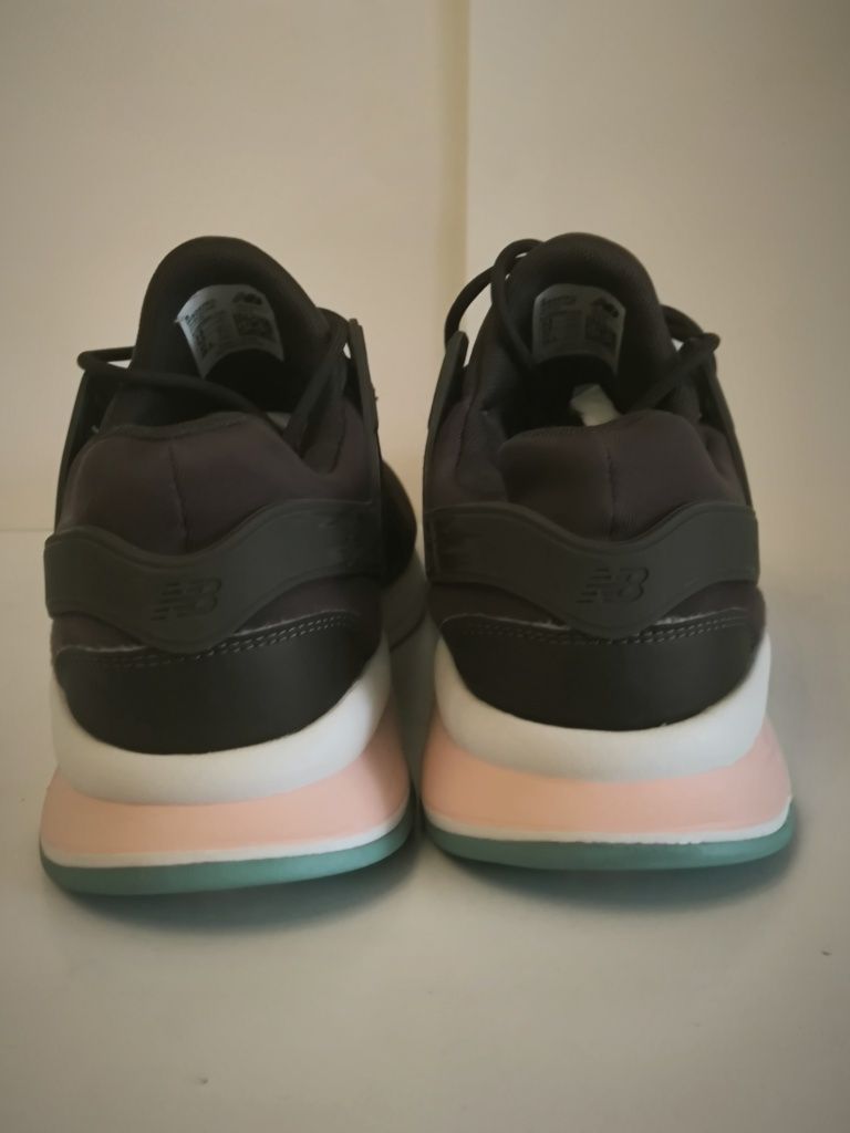 Adidași New Balance