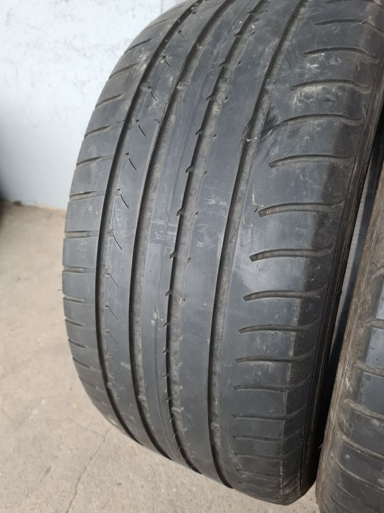 2 бр. летни гуми 255/40/18 GoodYear RSC DOT 4514 4,5 mm