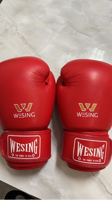 Боксерский перчатки весинг оригинал