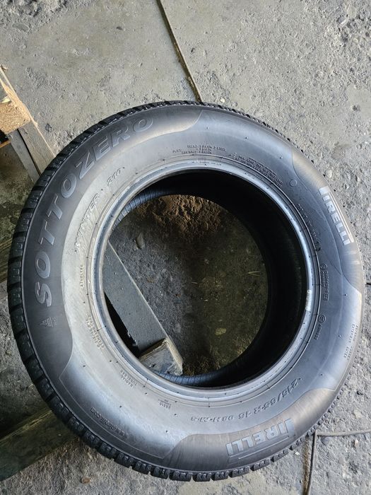 2 anvelope iarna 215 65 16 Pirelli 6.6mm
