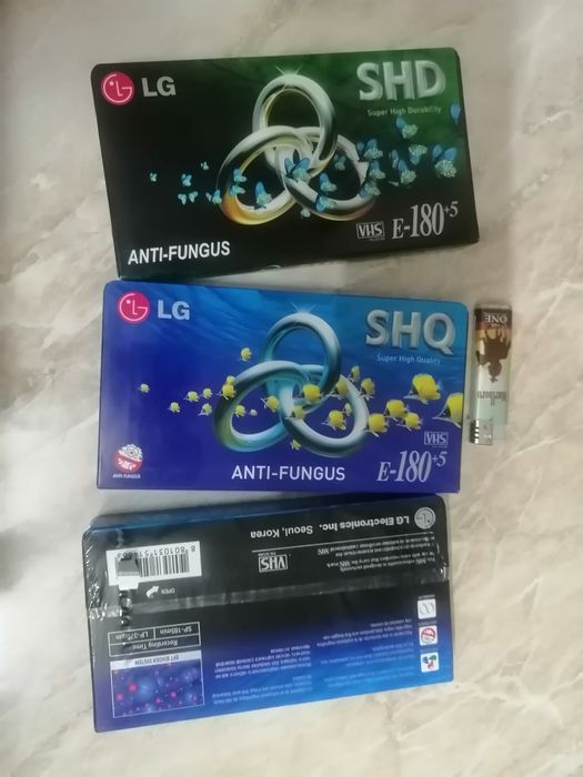 Магнитная лента с музыкой