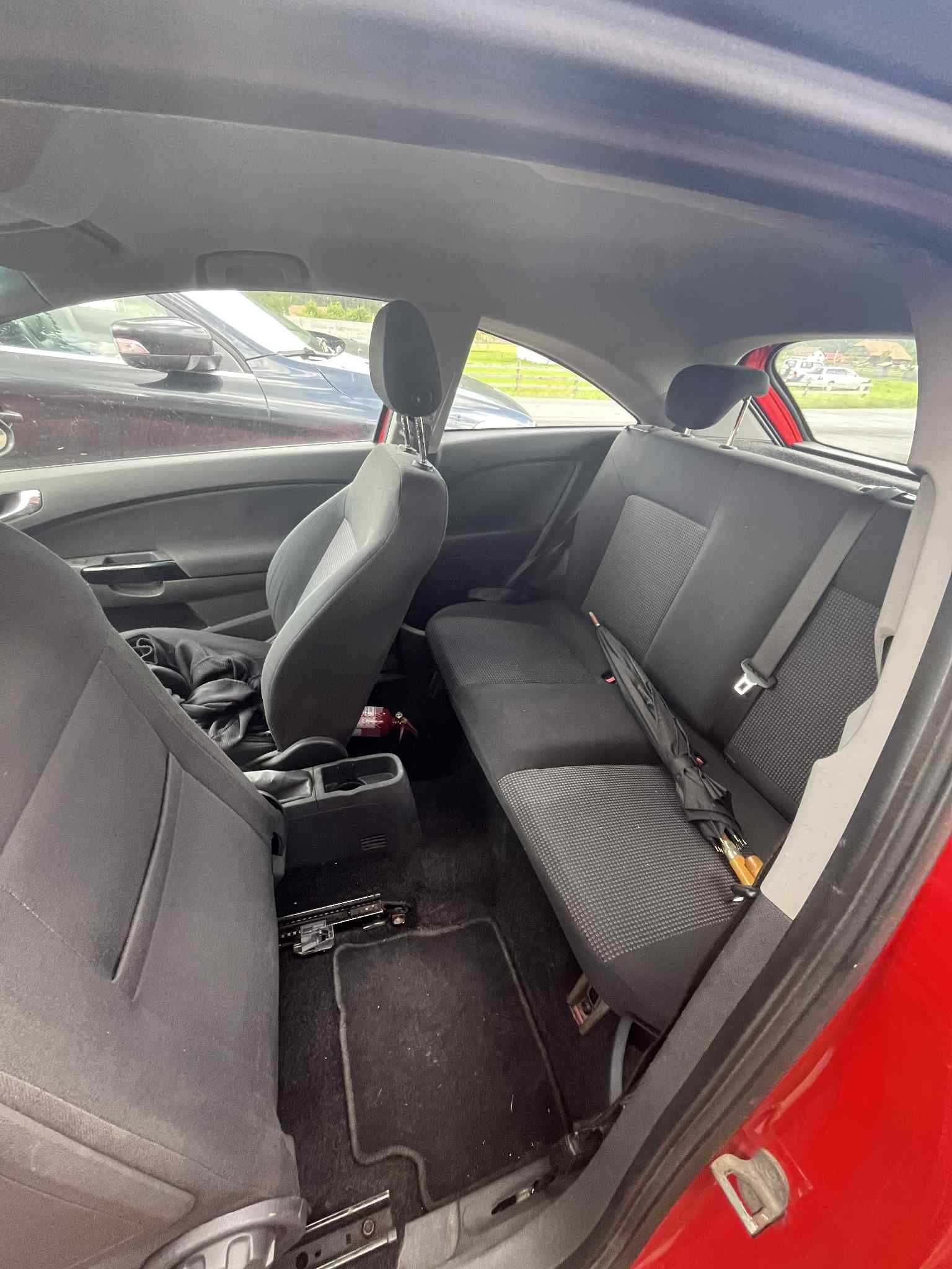 Opel Corsa D 2009 1.0