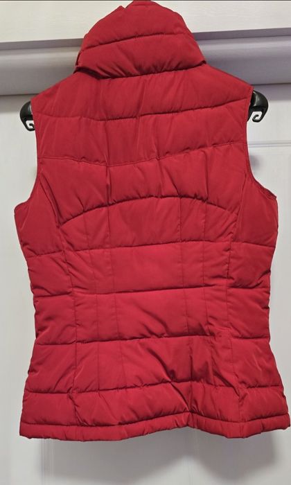 . Нов. Дамски оригинален елек.  Calvin Klein. Номер S