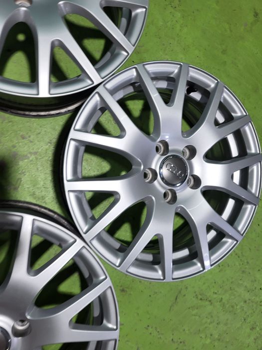 17 5x112 Audi A3 Vw Touran Caddy Golf Skoda лети джанти 5х112
