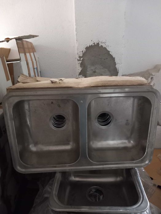 Корита за кухненски мивки - единични и двойни