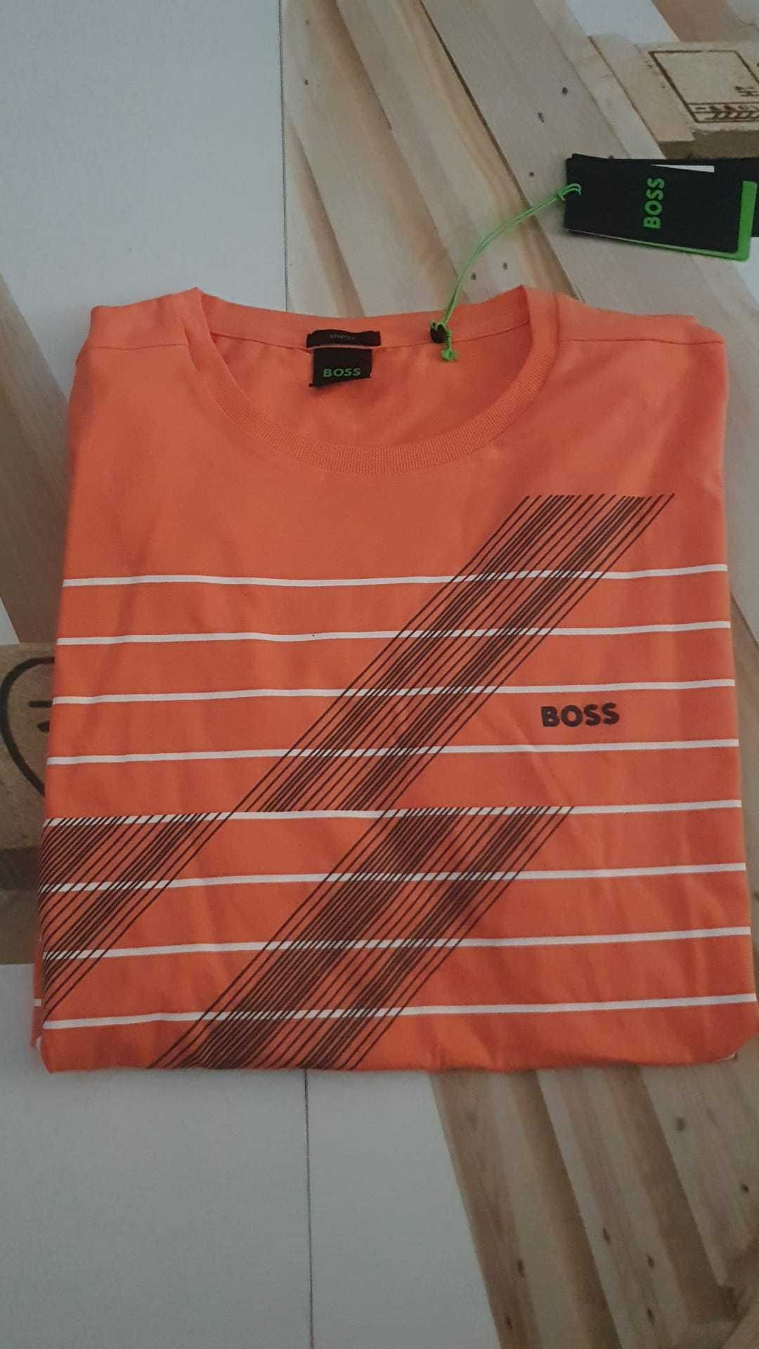 Vand tricou barbati Hugo Boss masura  M si L original nou cu eticheta