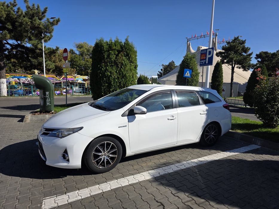 Jante toyota r16 cu cauciucuri si piulite