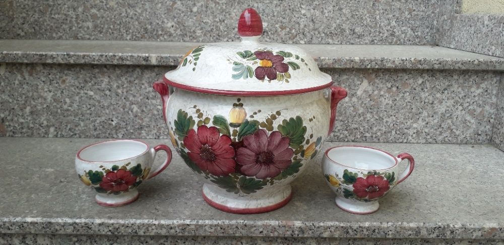 Set din ceramica pentru punci,sangria sau vin fiert