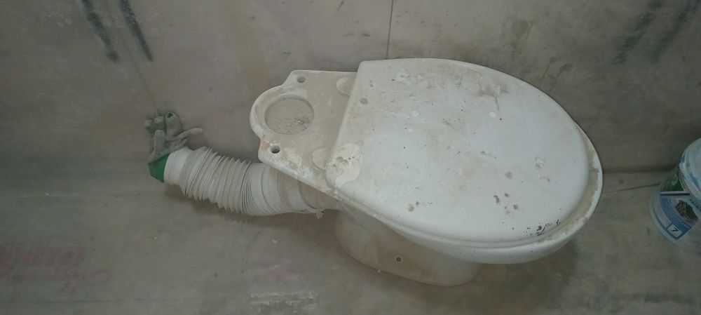 Отдам унитаз. Самовывоз