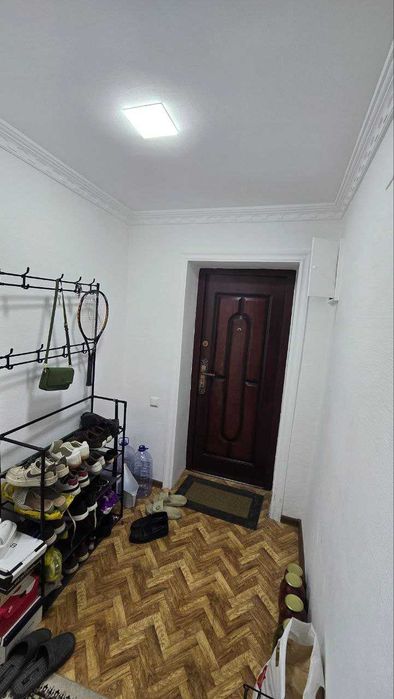 Продаётся квартира 2х ком на 1 этаже на метро Беруний