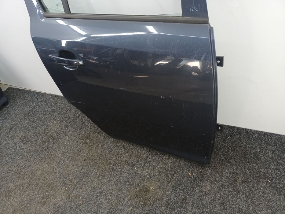 Dezmembrez Usa dreapta spate de pe Opel CORSA D 2006-2014
