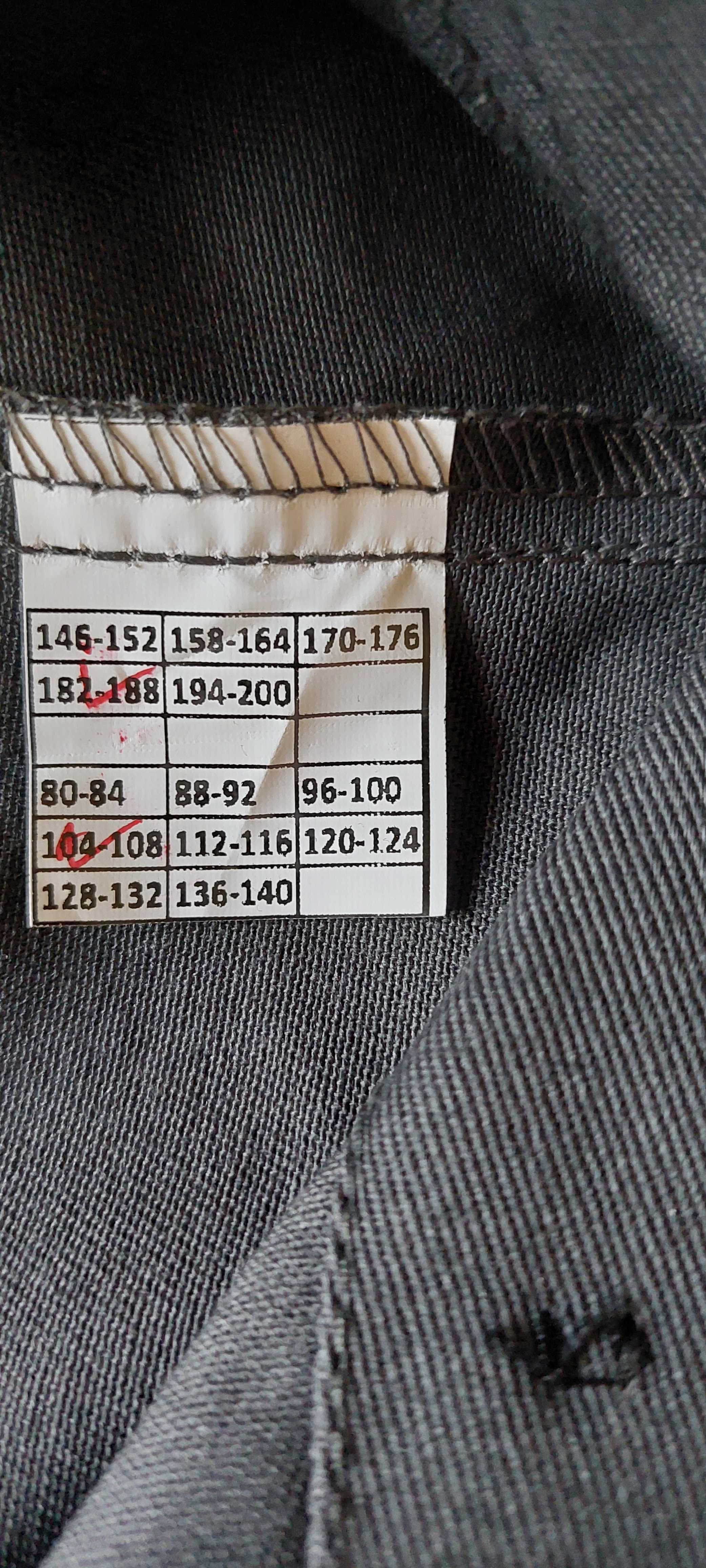 Продаю спецодежду. Размер 52-54. 2 комплекта.