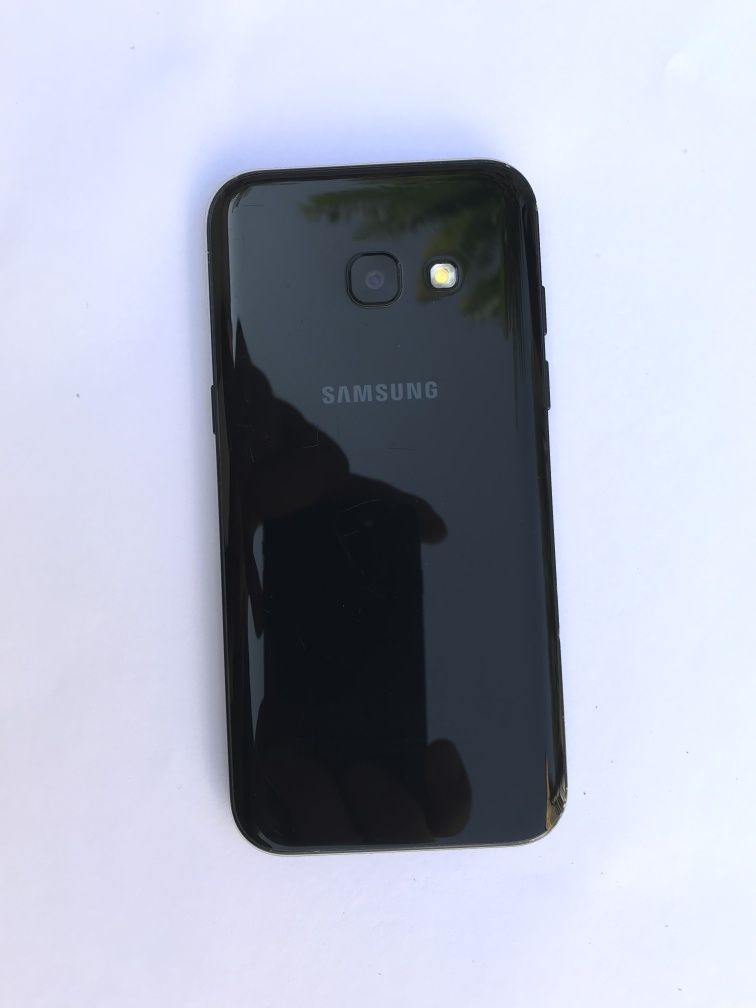 Samsung A3 2017 sotiladi