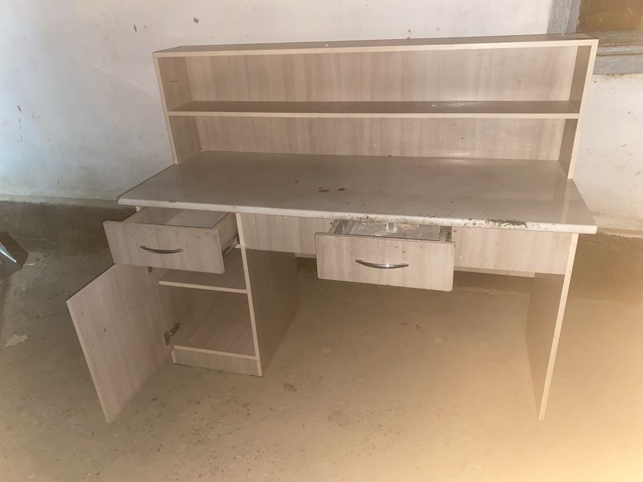 Шкаф в хорошем состояние