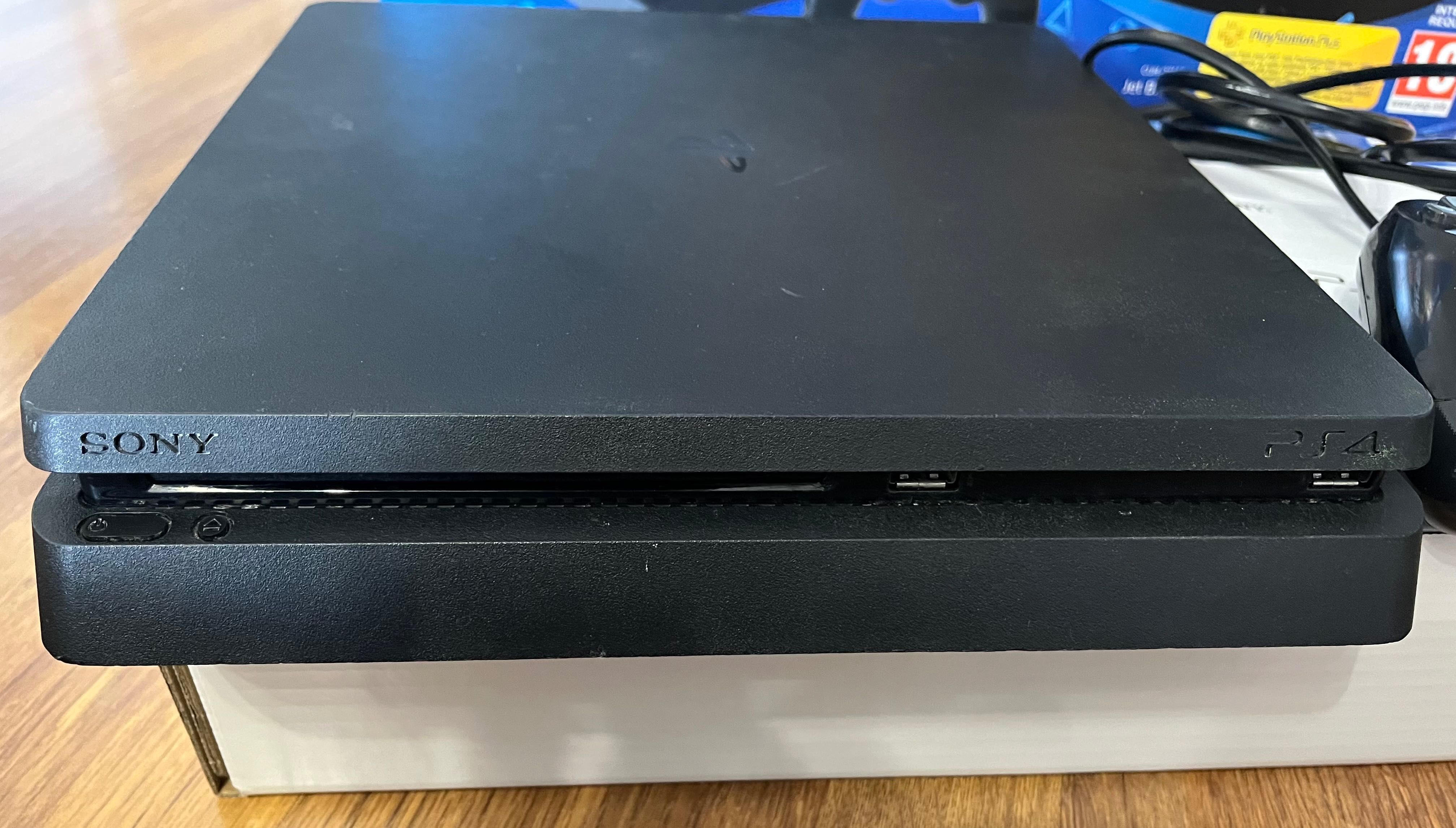 Sony PlayStation 4 1 TB