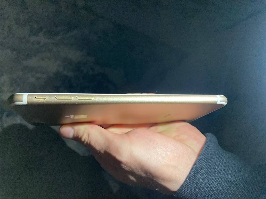 Iphone 7 plus 32 gold