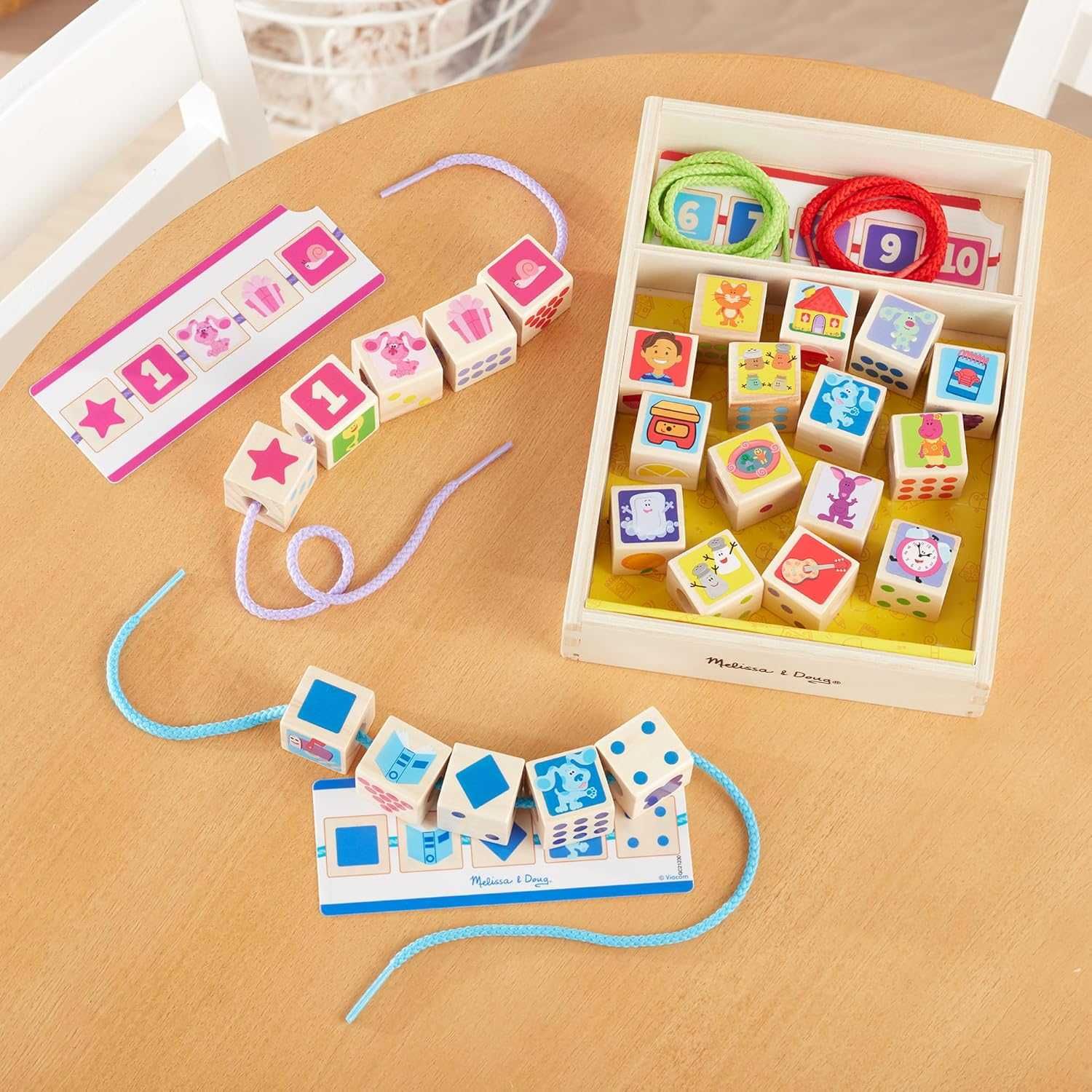 Дървени мъниста за нанизване Melissa & Doug Дървени кубчета