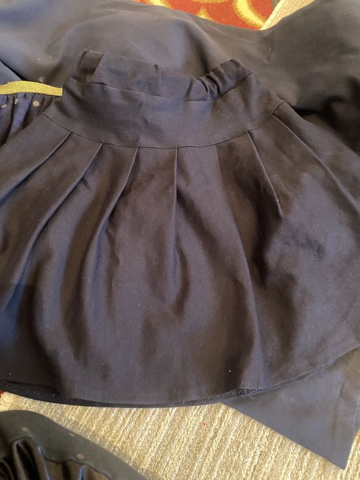 Продам для мальчика и для девочке вещы