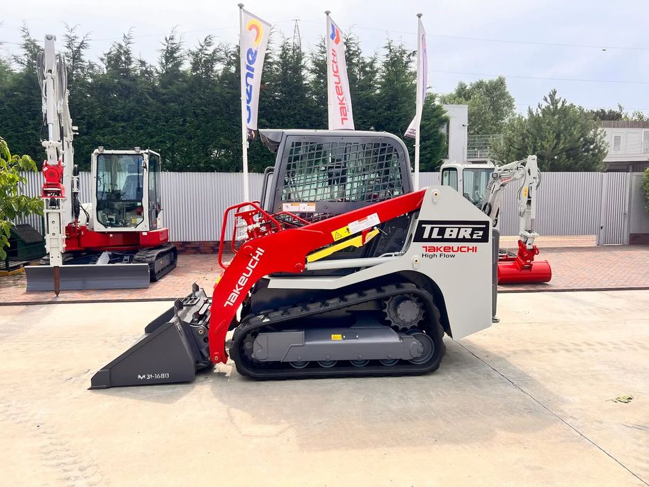Takeuchi TL8R-2 4 ani garantie Garantie 4 Ani
