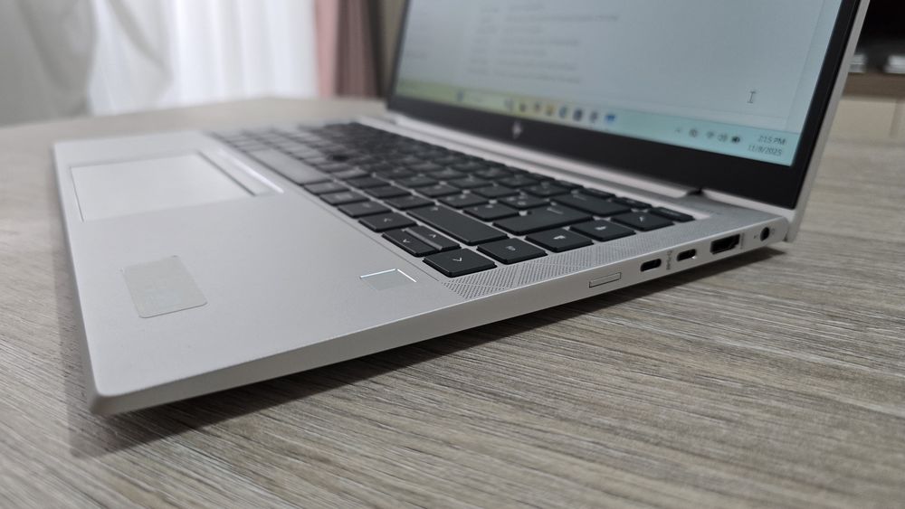 Laptop Hp EliteBook 845G7, ryzen5 Pro 465U, 12Gb, ss 512, 14.1 Fhd